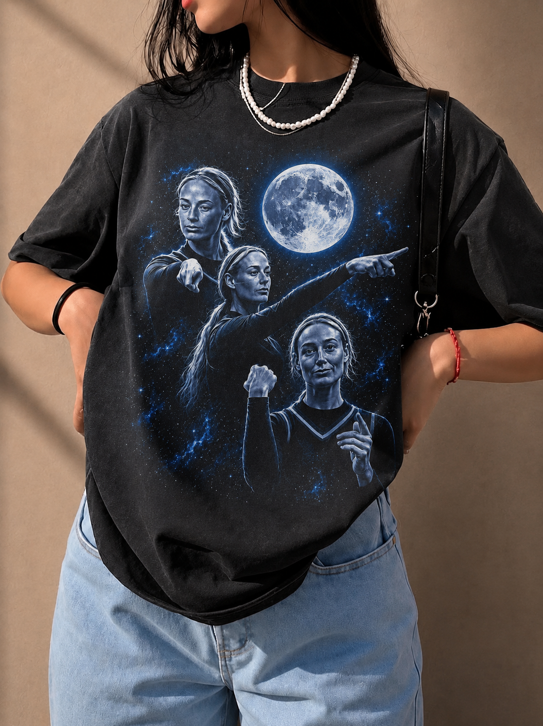 Sophie Cunningham Basketball Shirt, Sophie Cunningham Pointing Shirt (C)
