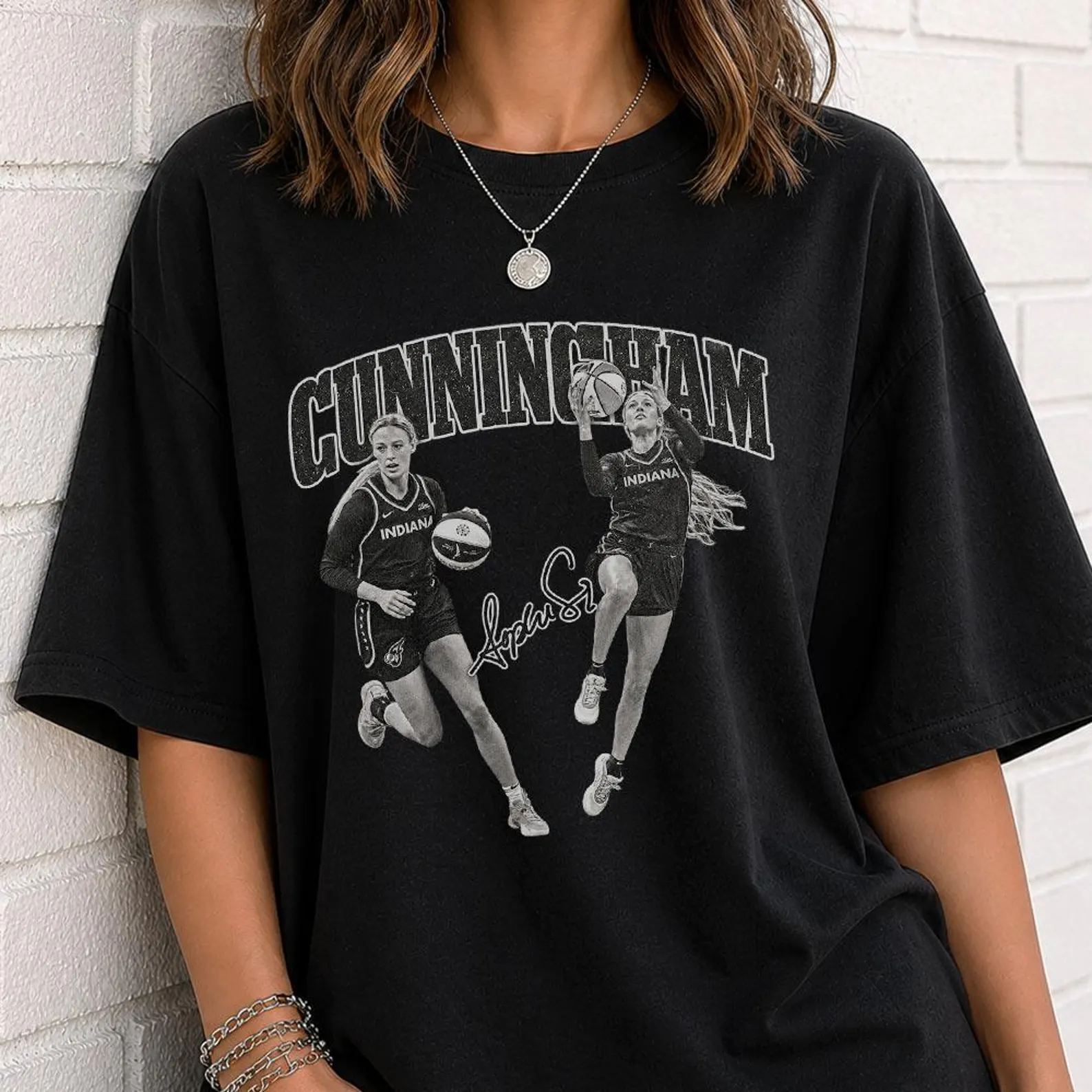 Sophie Cunningham Basketball Shirt, Sophie Cunningham Pointing Shirt (C)