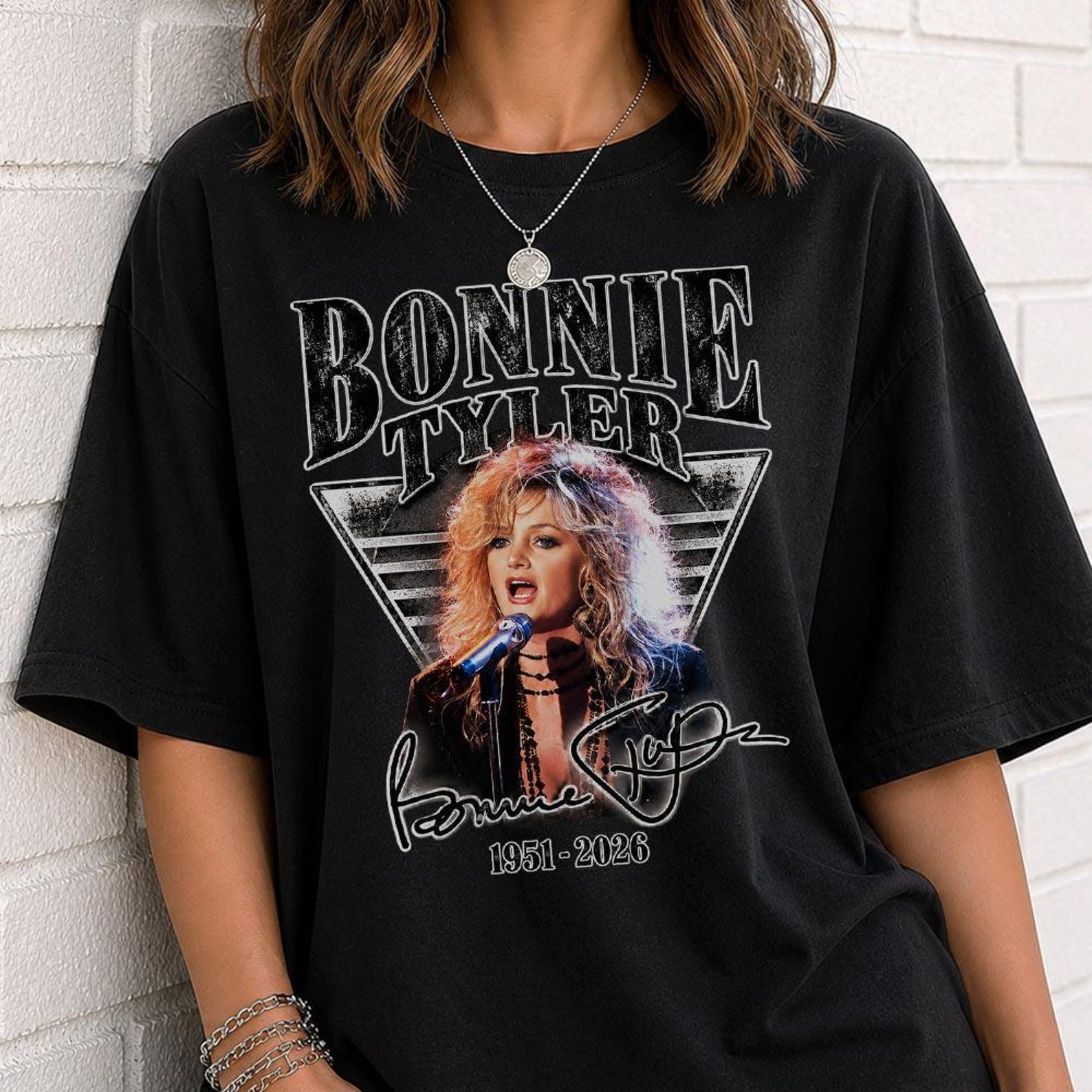 Bonnie Tyler RIP Shirt, 1951-2026 Memorial Tee, Vintage Rock Legend Tribute Graphic, Comfort Colors Shirt